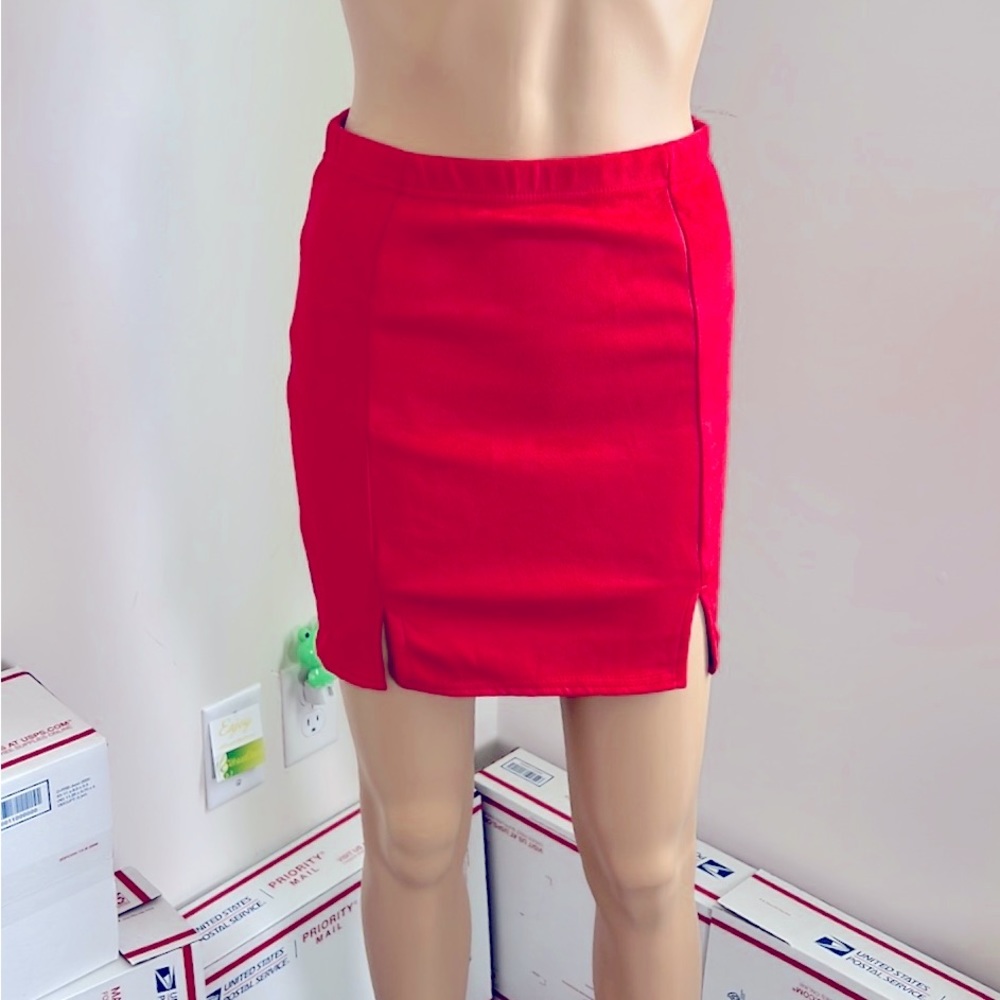 Prettylittlething mini skirt